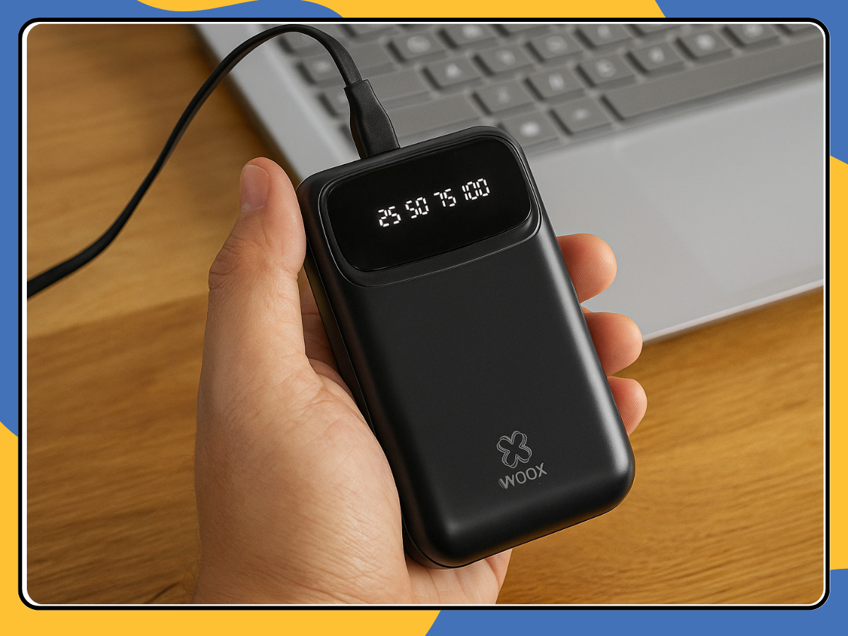 Power Bank 10000mAh with 4-in-1 Cables USB-C Micro USB Fast Charger UK Black