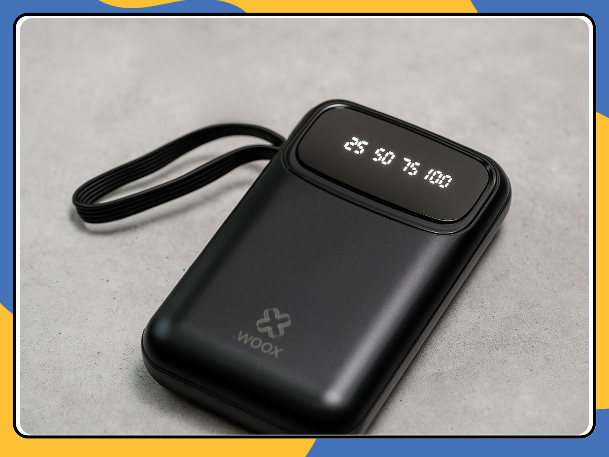 Power Bank 10000mAh with 4-in-1 Cables USB-C Micro USB Fast Charger UK Black