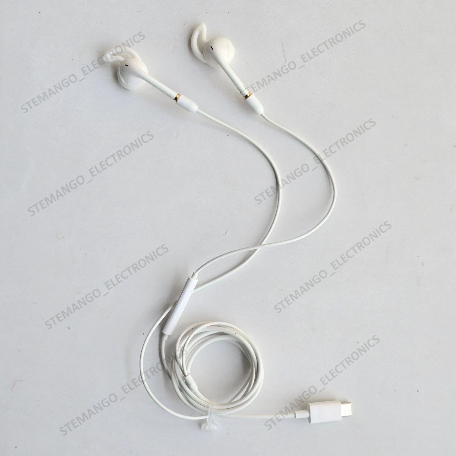 USB-C Wired Headphones Earphones For iPhone 17 16 15 Pro Max Plus